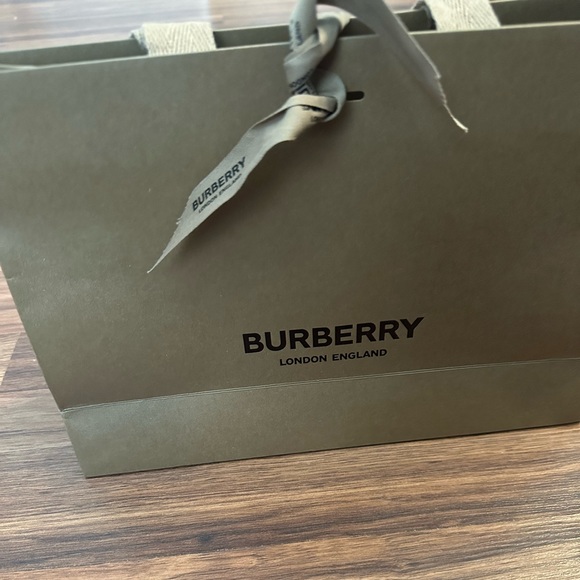 Burberry Shopping Bag - Picture 2 of 7
